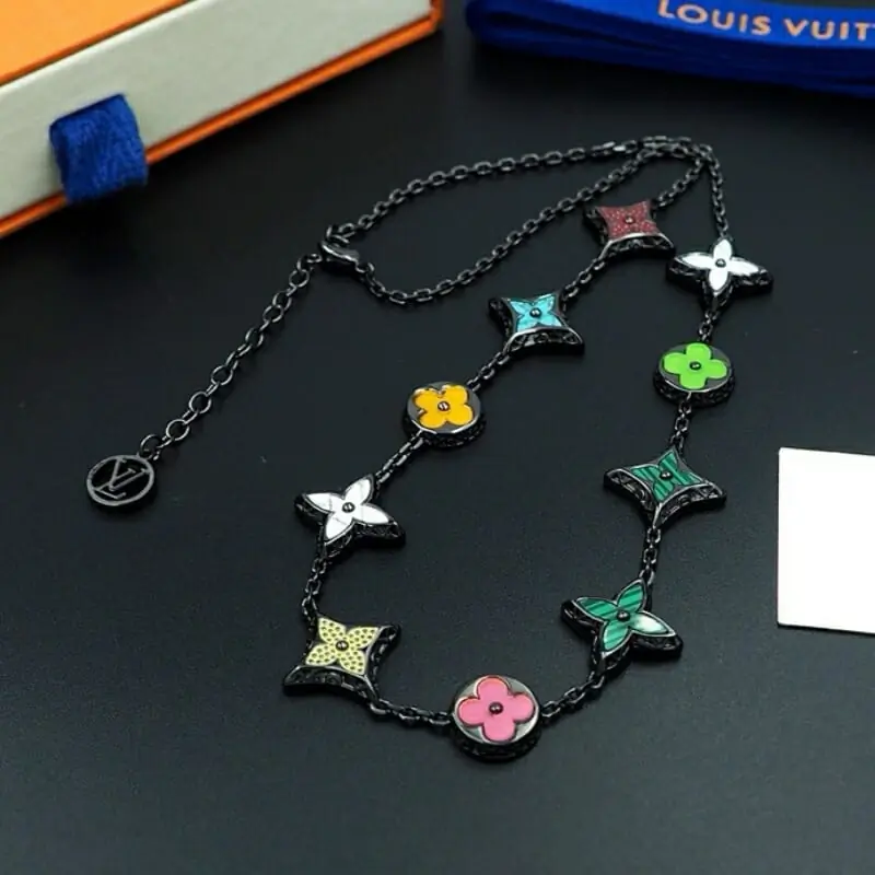 louis vuitton collier s_120532a